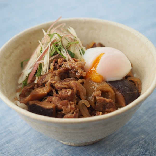 記事「「今日のおかず」アレンジレシピ(2)「すきやき風」で牛丼」のイメージ画像です