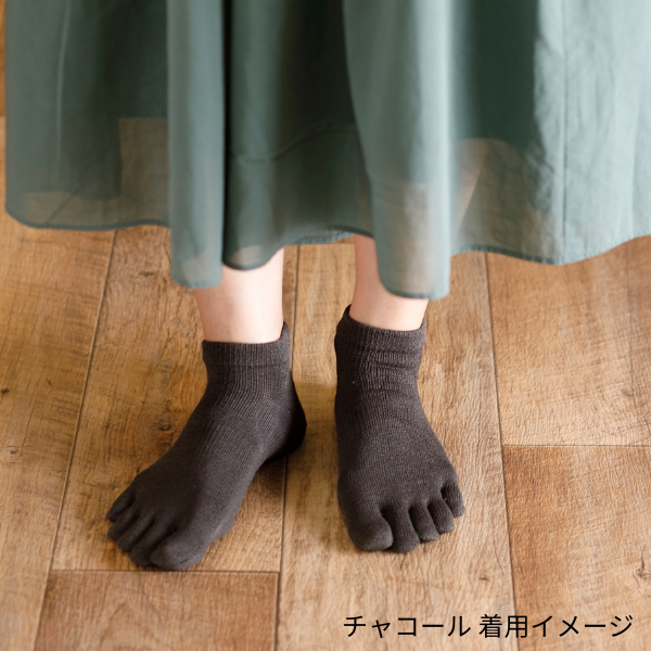 SASAWASHI 5本指ショート靴下の商品画像です